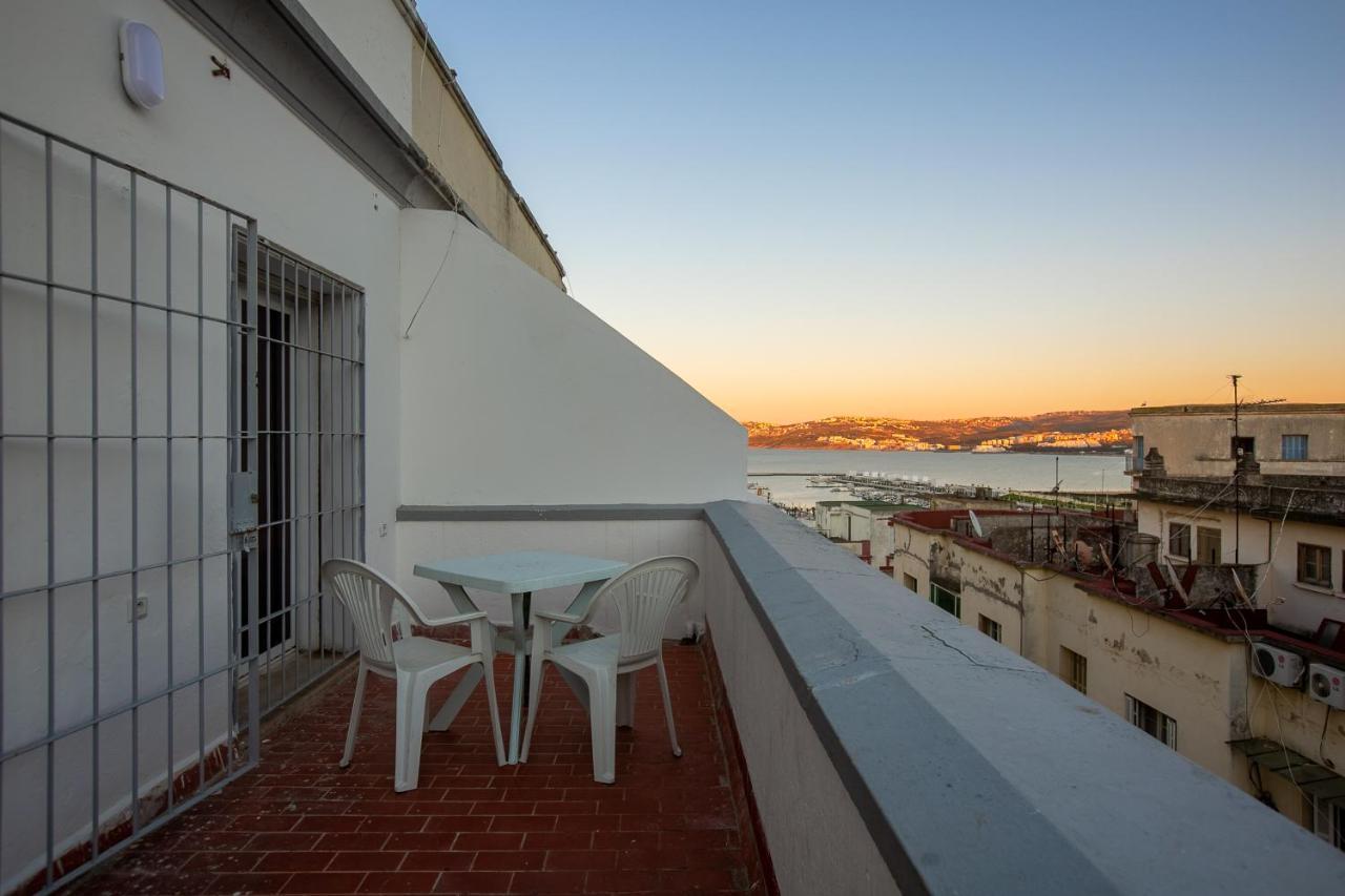 Velasquez Appartements Fast Wifi And Ocean View Tangier Exterior photo